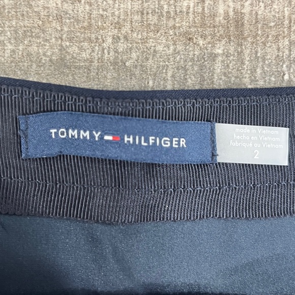 ommy Hilfiger Navy Pleated Tennis Skirt - Picture 6 of 8